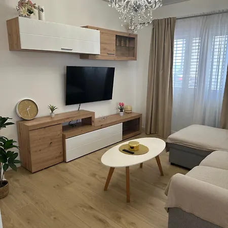 Ana Apartament *